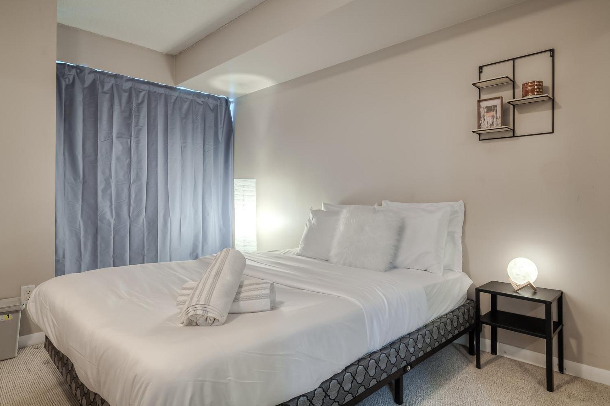 Rivetstays - The Yonge Toronto Eksteriør billede