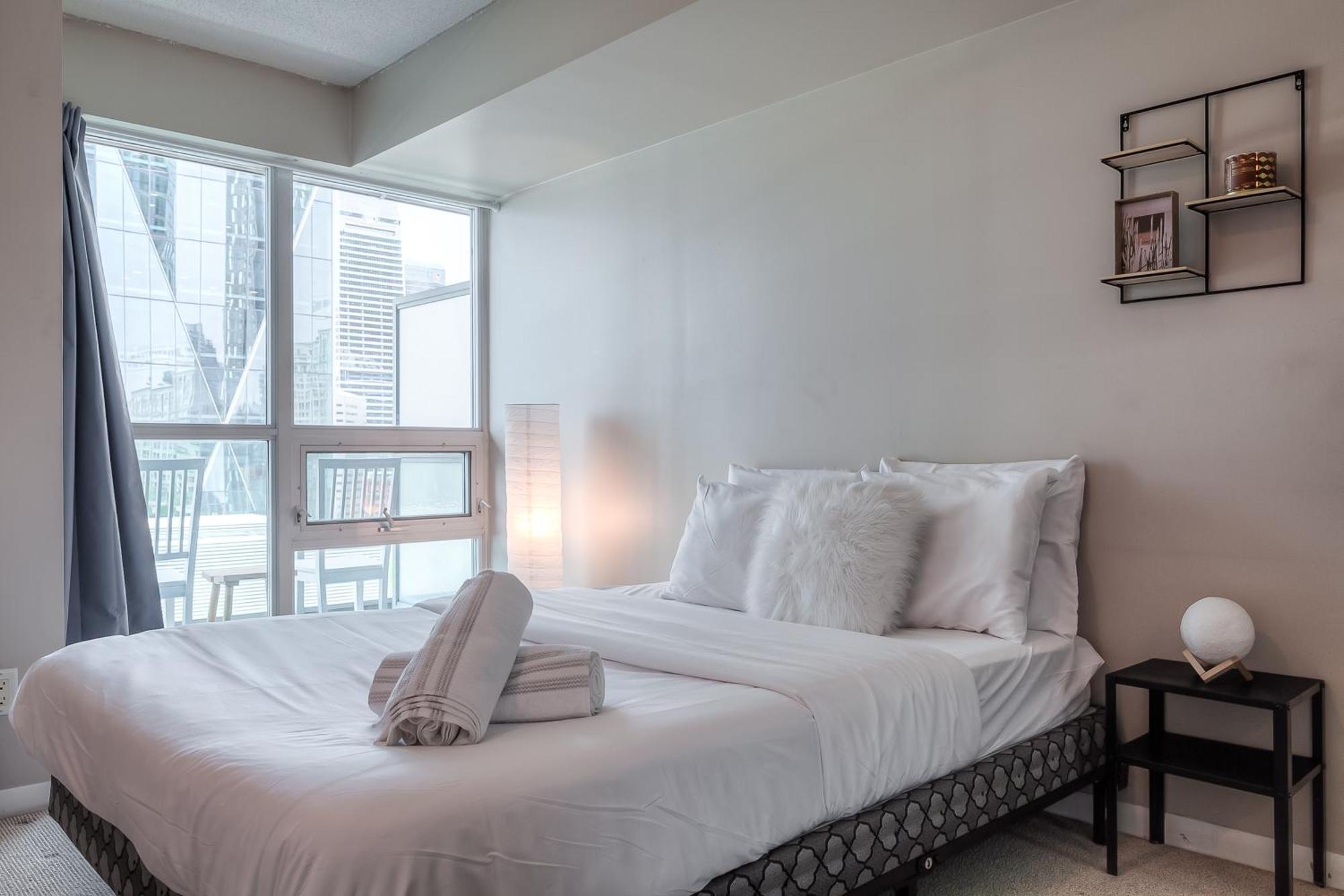 Rivetstays - The Yonge Toronto Eksteriør billede