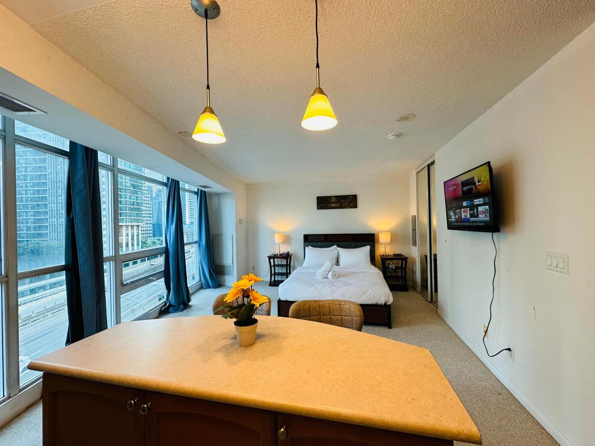 Rivetstays - The Yonge Toronto Eksteriør billede